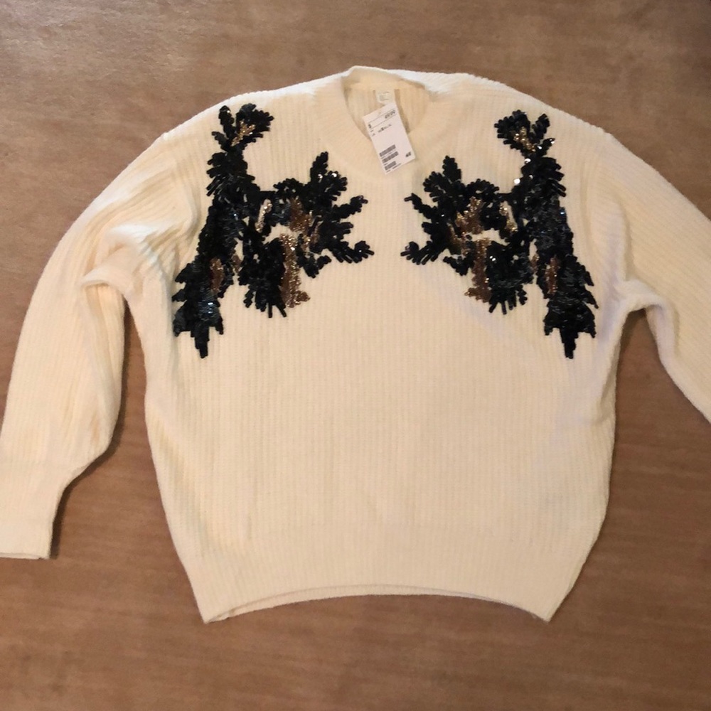 Brand new H&M holiday sweater